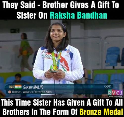 Sakshi Malik with the medal
